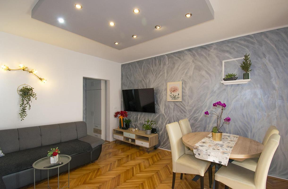 Apartment Edera, Near The Town In A Quiet Location Rovinj Bagian luar foto