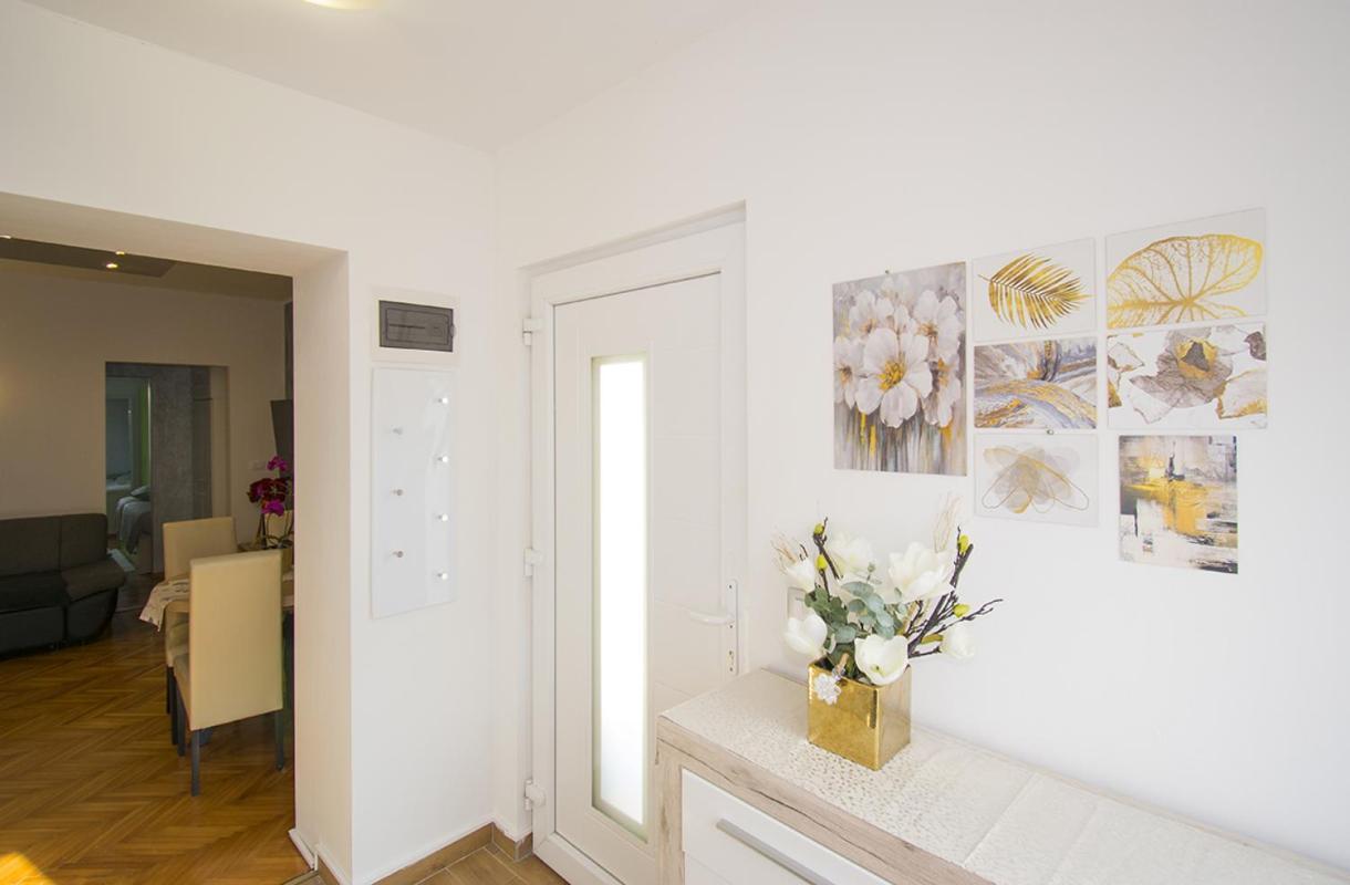 Apartment Edera, Near The Town In A Quiet Location Rovinj Bagian luar foto